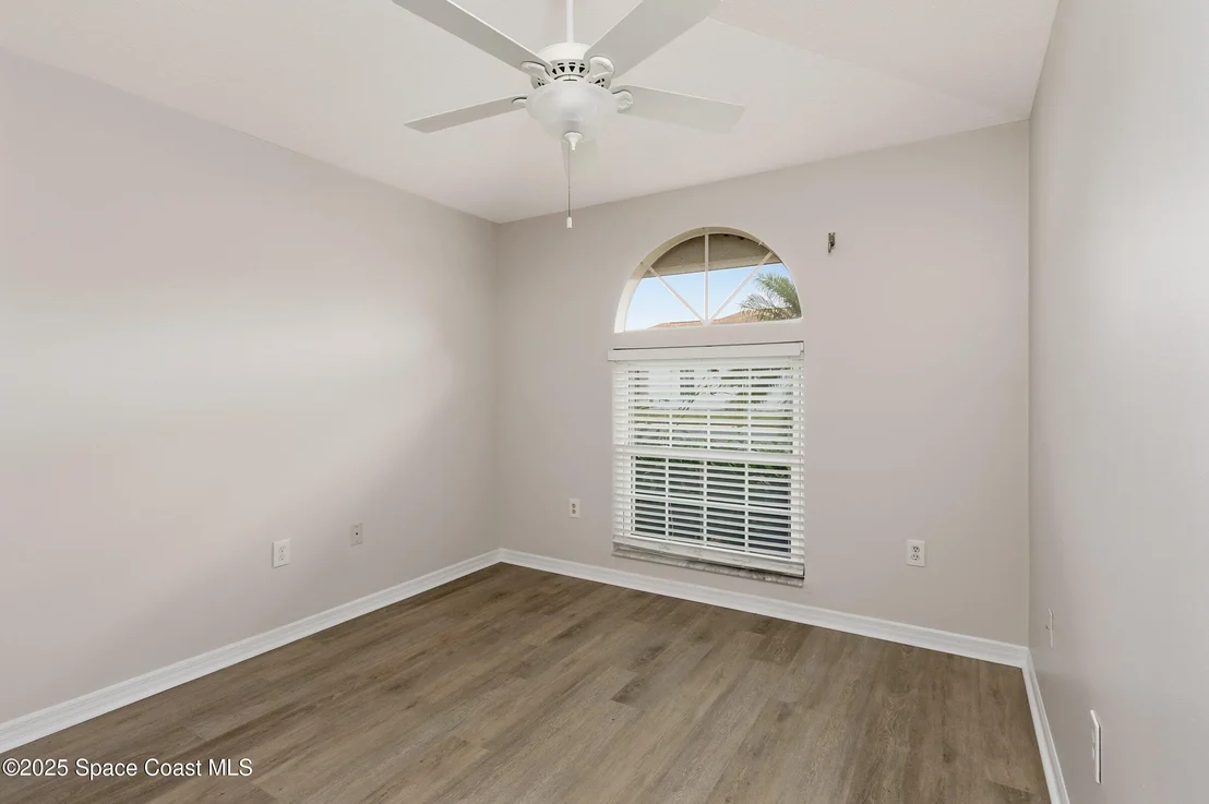 Photo of 928 S Fork Circle