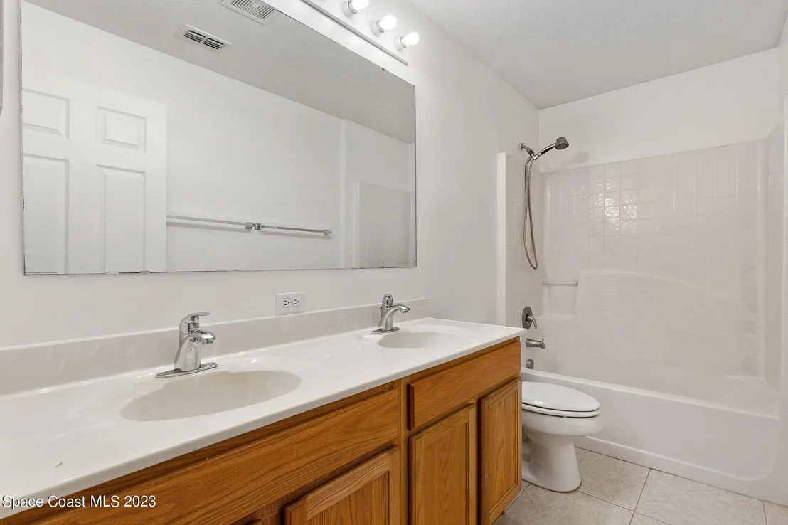 Photo of 1822 Sorento Circle