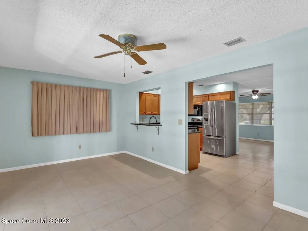 Photo of 898 Bermuda Avenue