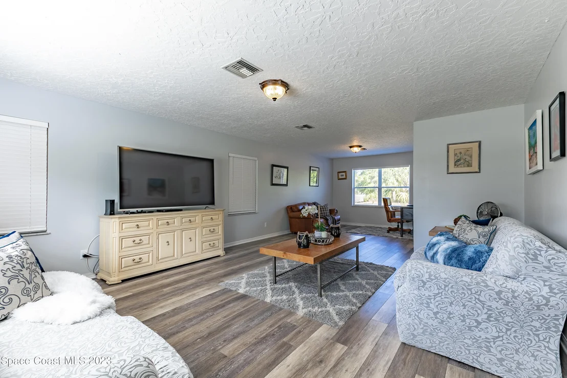 Photo of 2720 Pomello Road