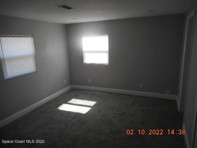 Photo of 335 Maplewood Boulevard