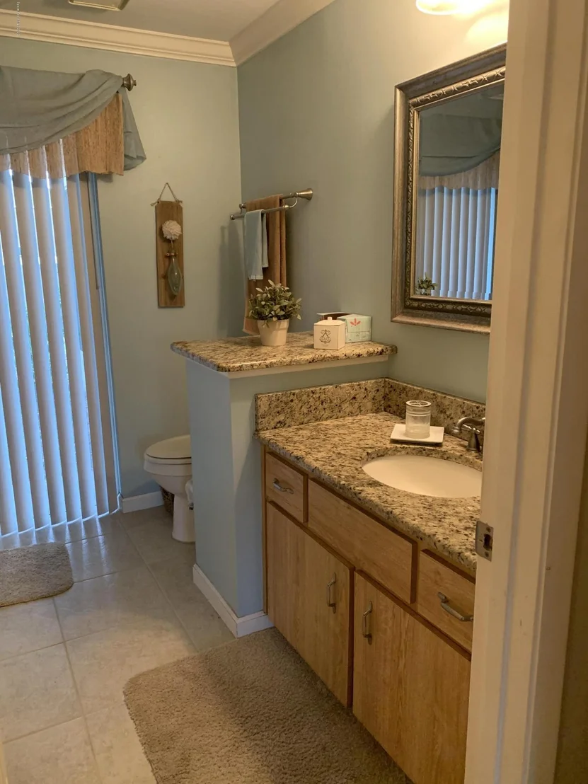 Photo of 2235 Hickory Drive