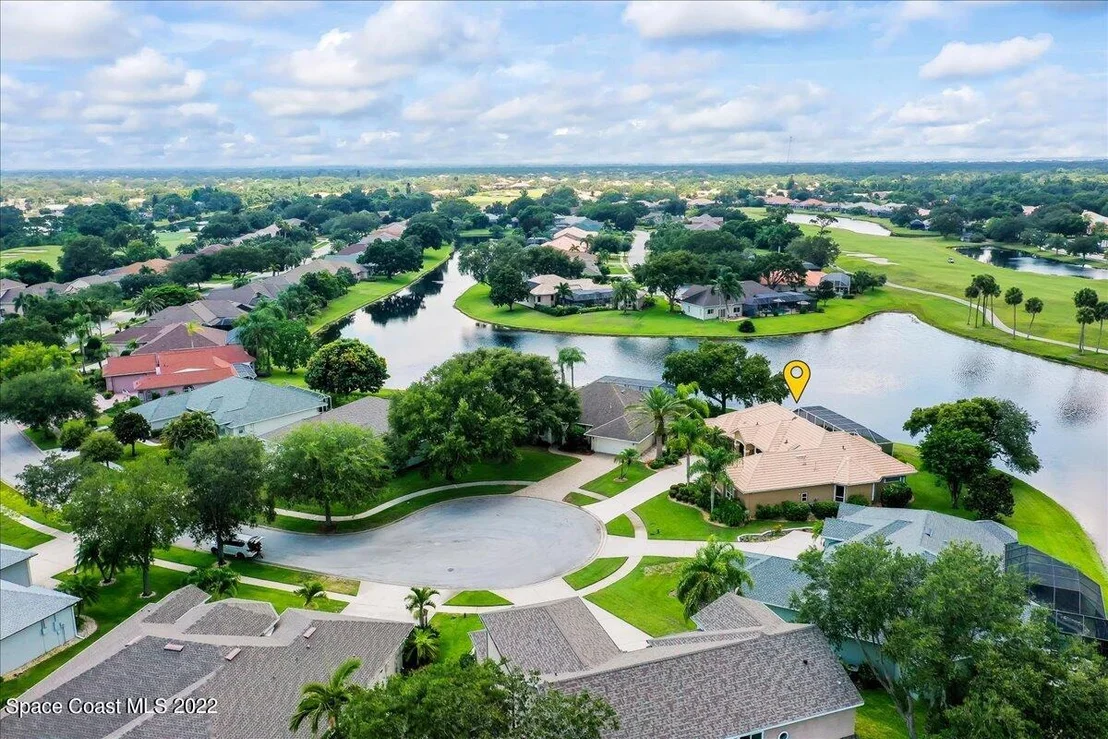 Photo of 302 Sandhurst Drive