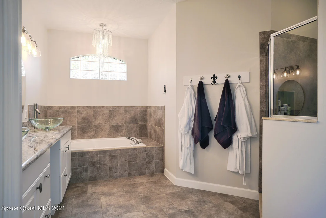 Photo of 145 Eighth Avenue