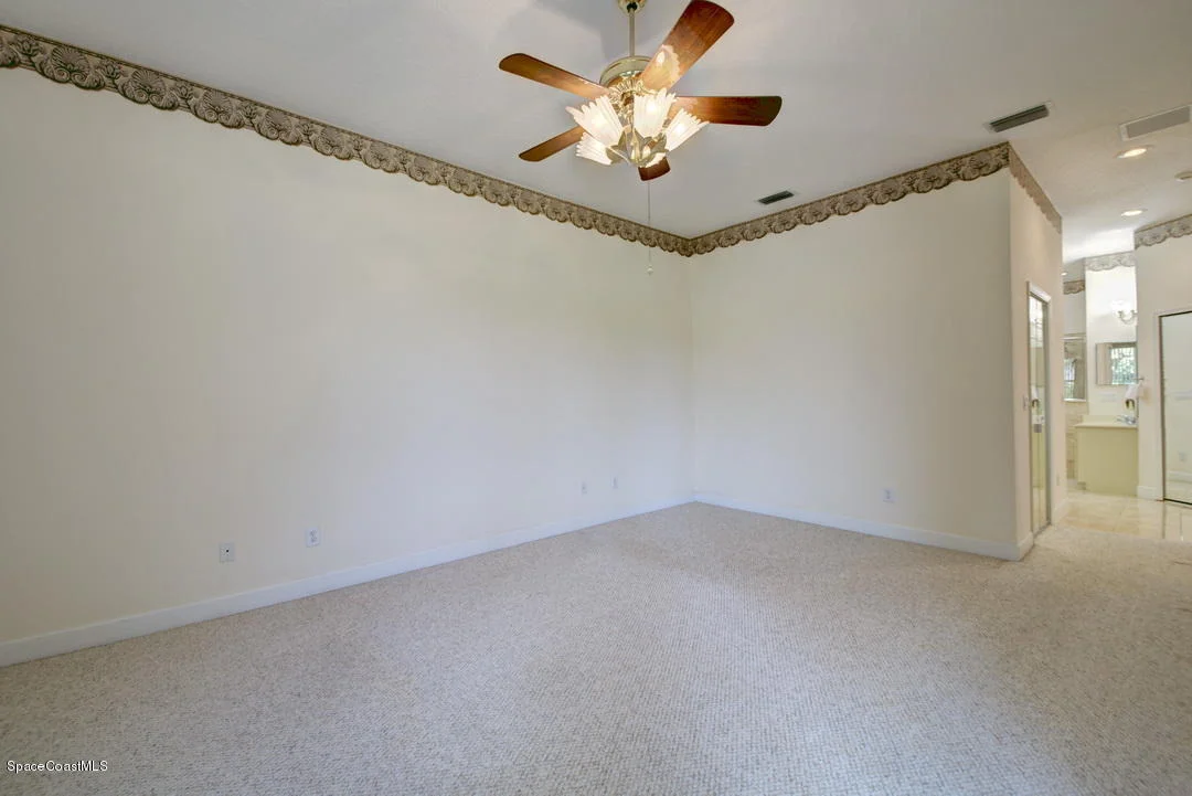 Photo of 843 Spring Oak Drive