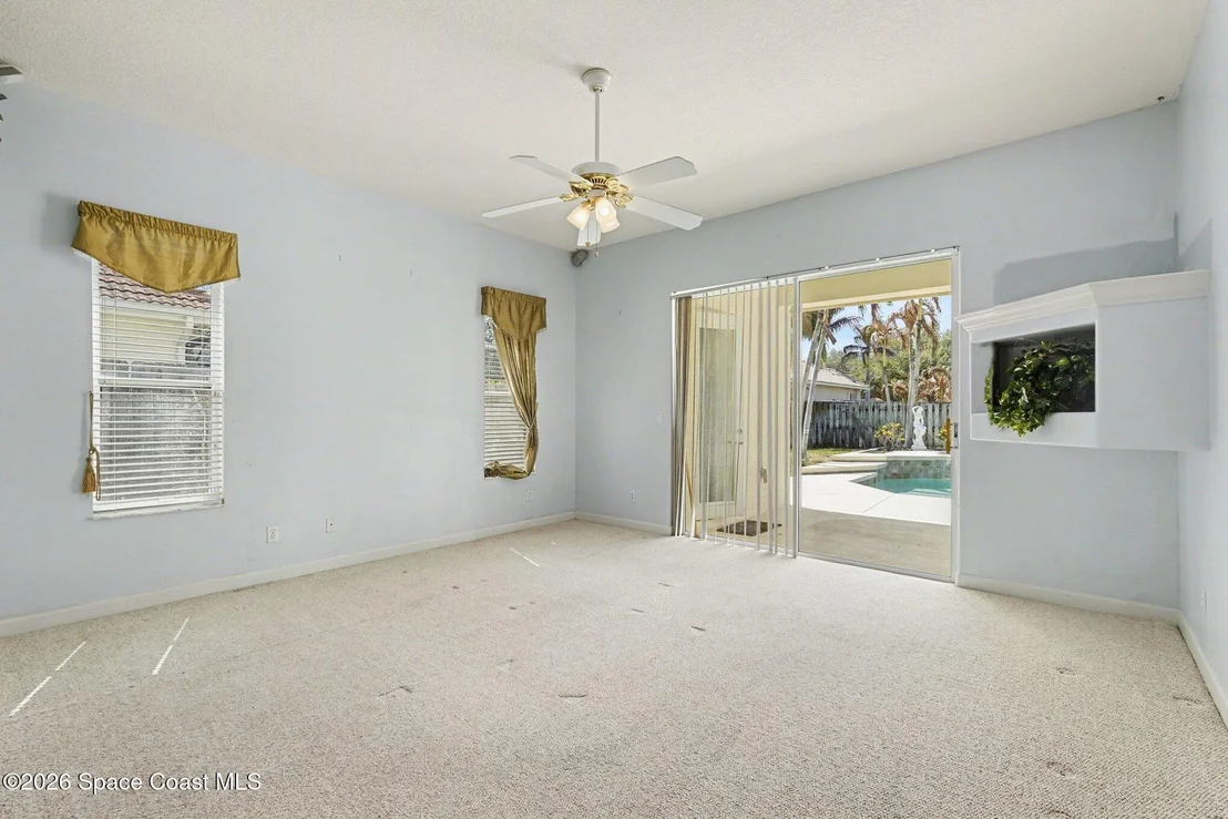 Photo of 333 Flanders Drive