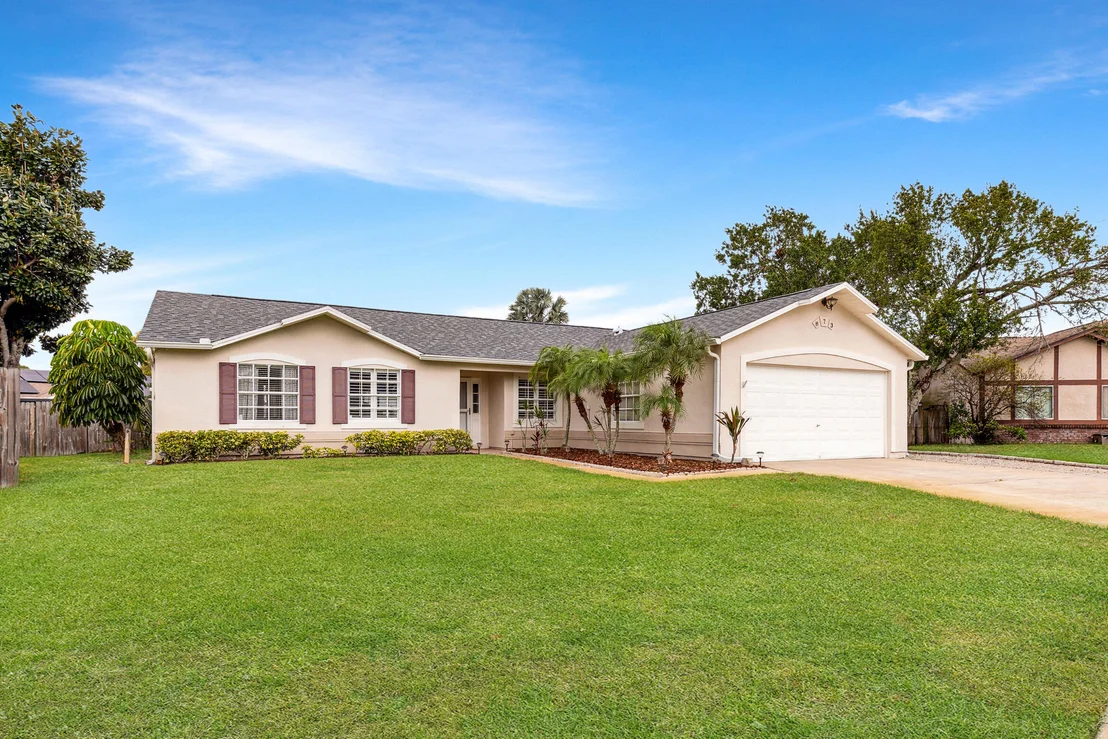 Photo of 873 Yellow Pine Avenue