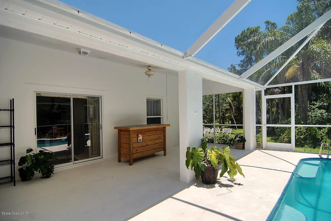 Photo of 1745 Vally Road