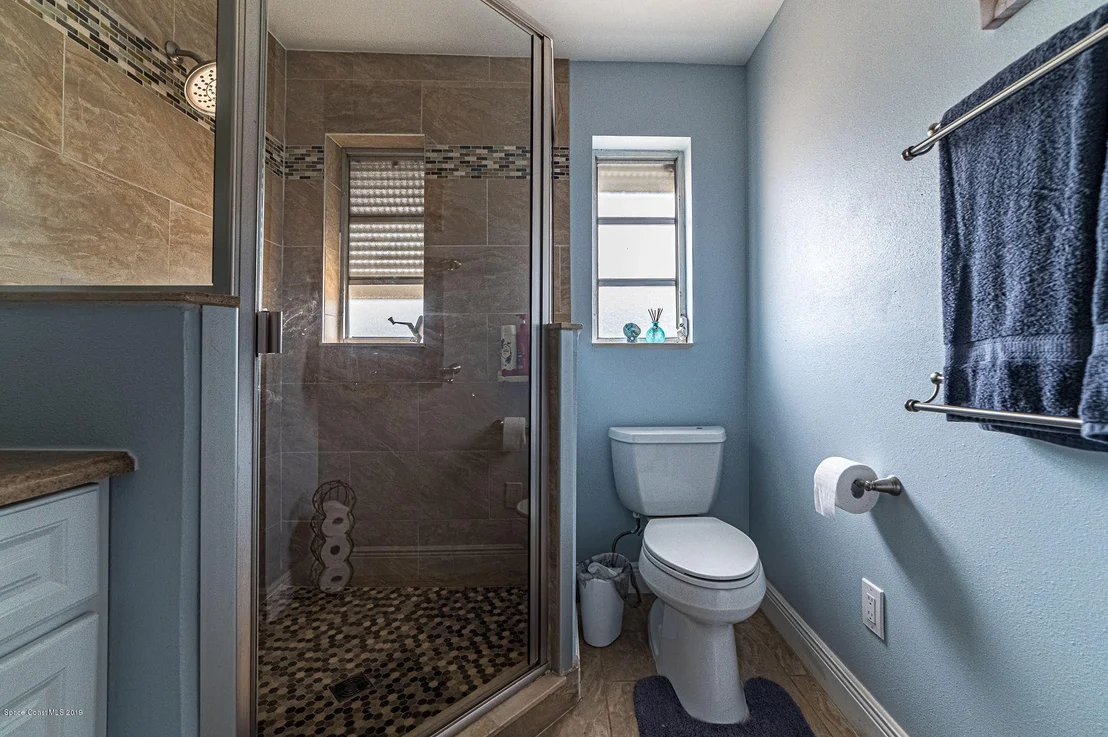 Photo of 601 Edgewood Drive