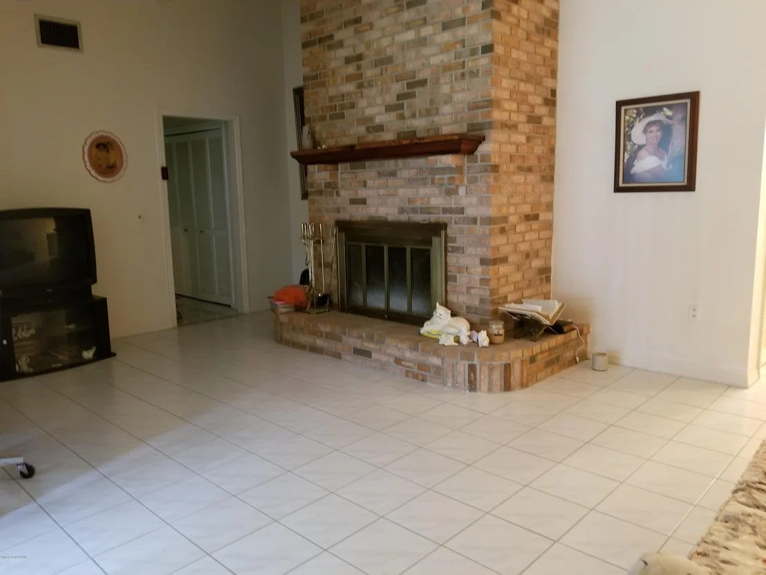 Photo of 2324 Timberline Drive