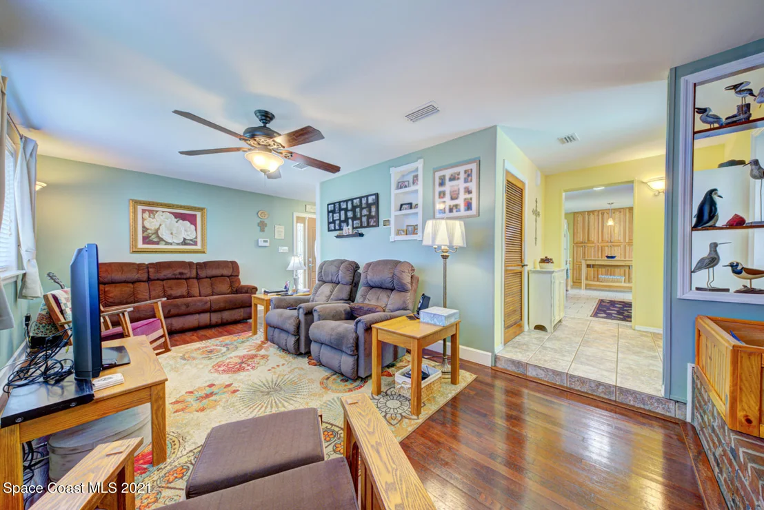 Photo of 1211 Princeton Road