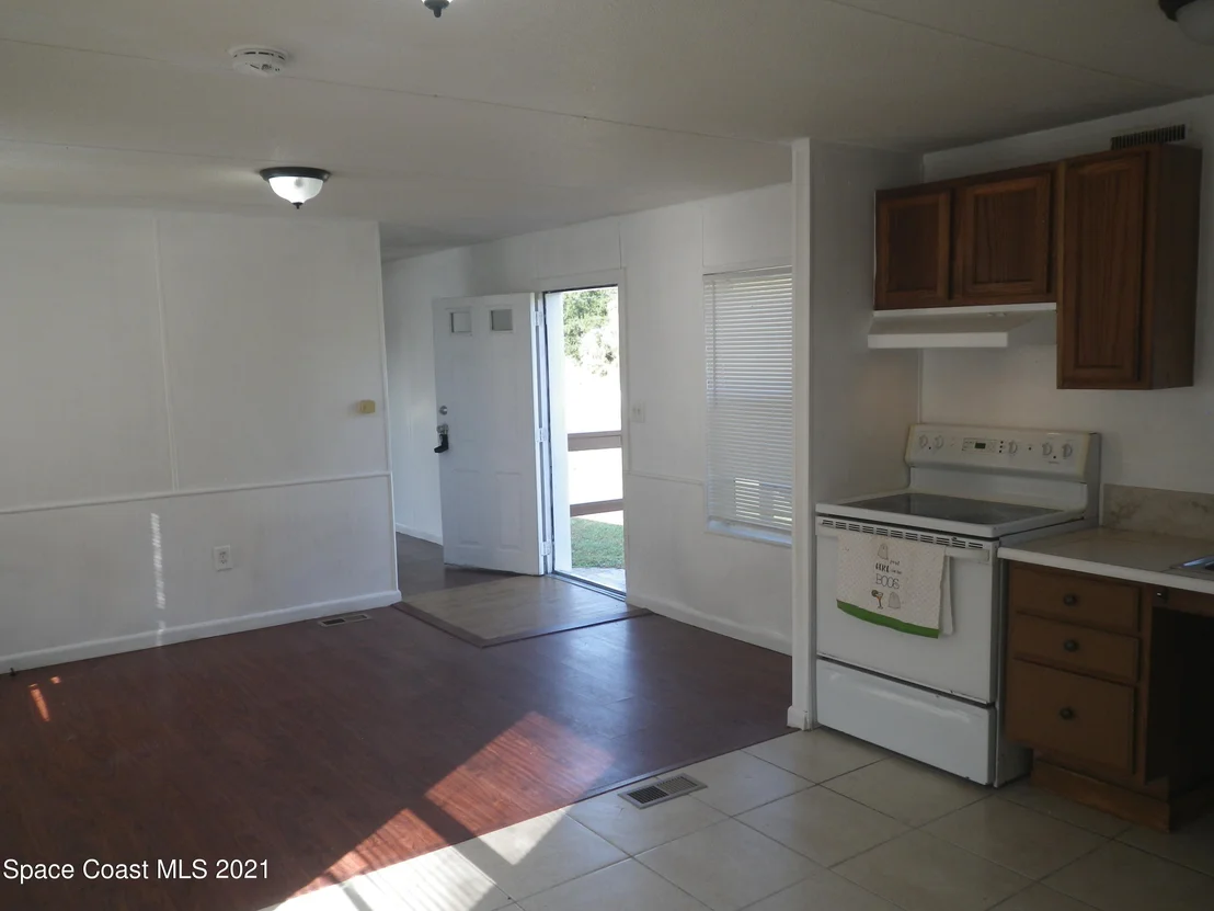 Photo of 2705 Brockett Road