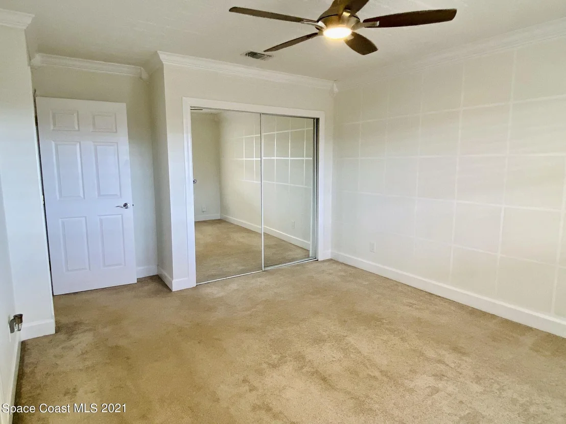 Photo of Unit 1233 at 305 Tangle Run Boulevard