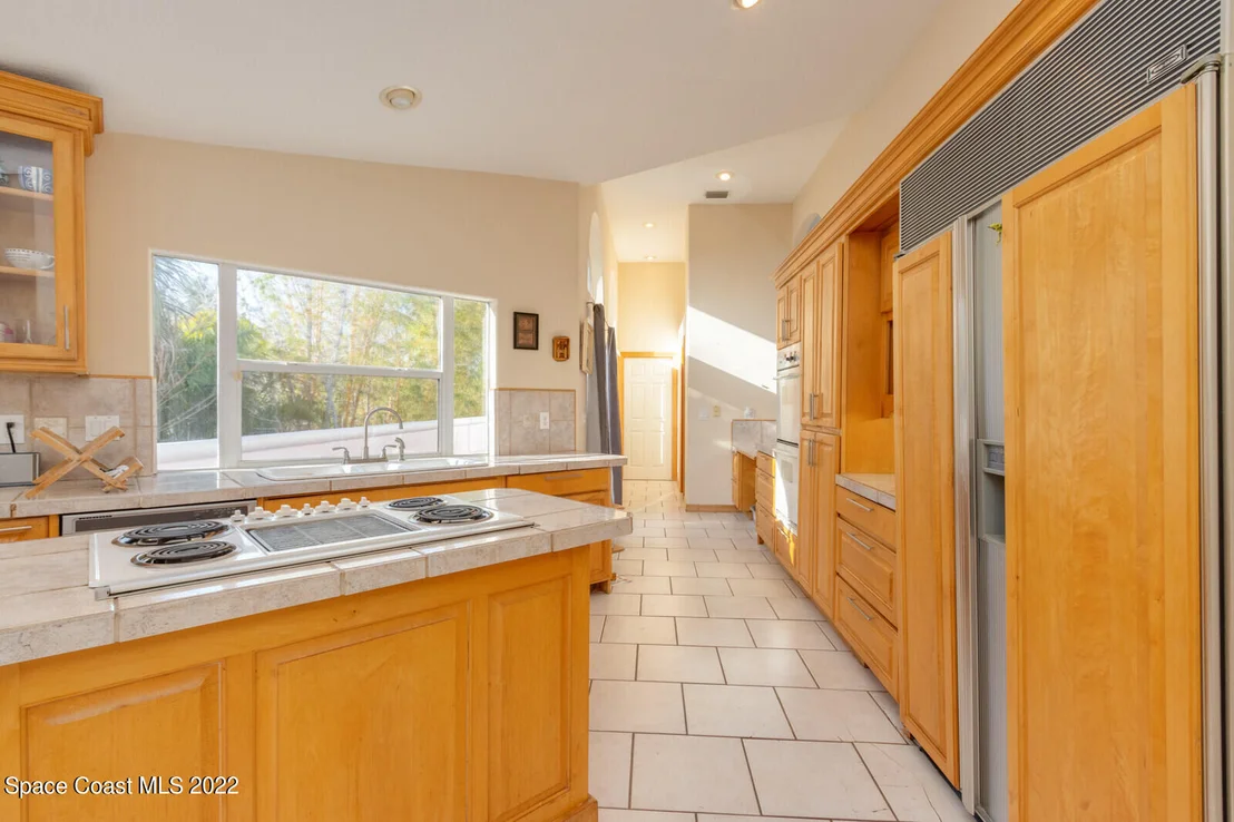 Photo of 536 Sunset Boulevard