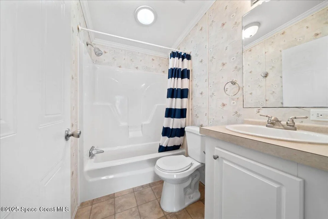 Photo of 641 Hyacinth Circle