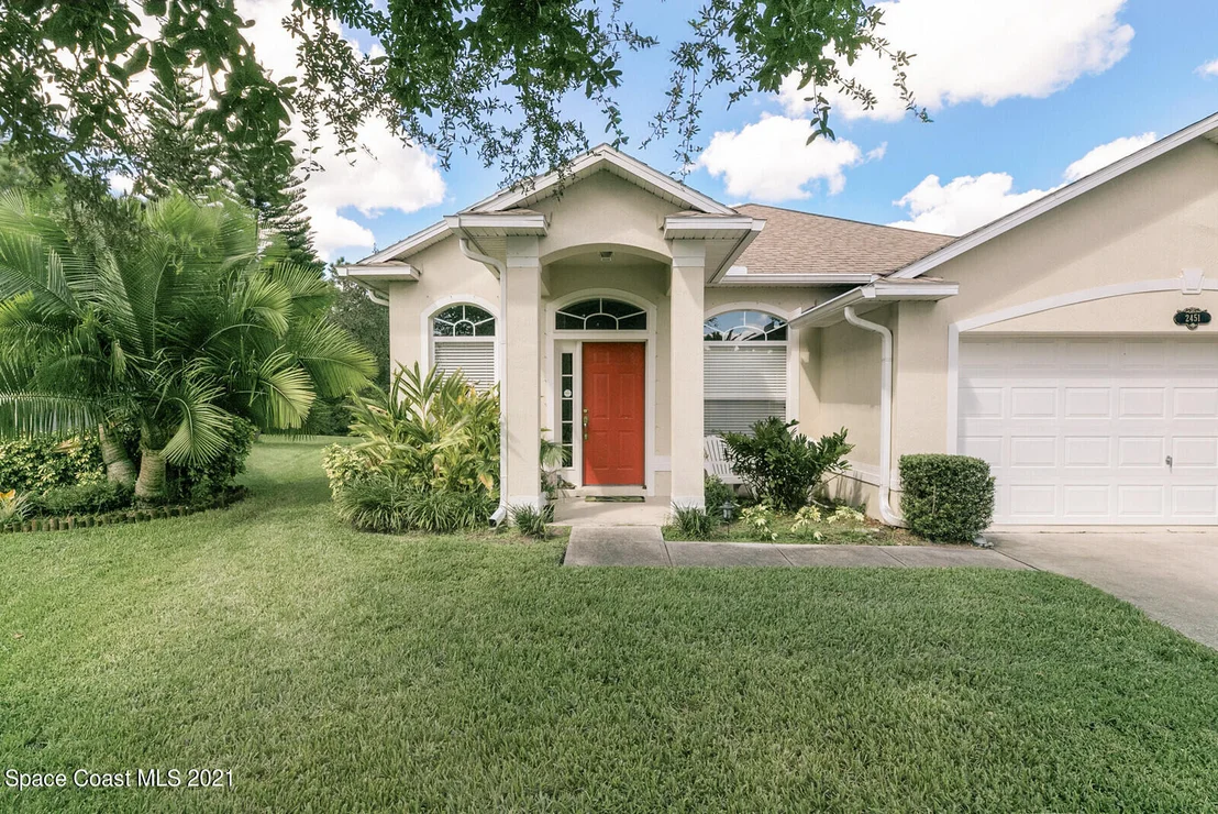 Photo of 2451 Stratford Pointe Drive