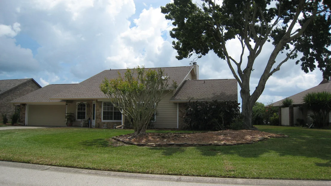 Photo of 449 Crystal Lake Drive