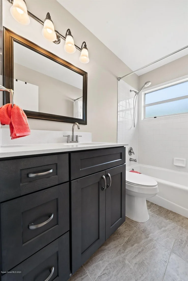 Photo of 977 Pineland Drive