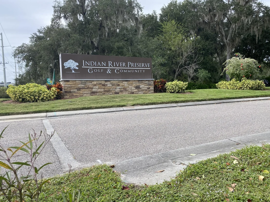 Photo of 2485 Falcon Lane