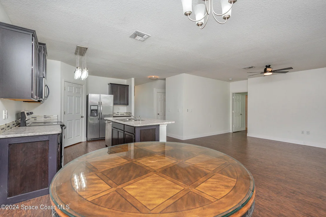 Photo of 2675 Falcon Lane