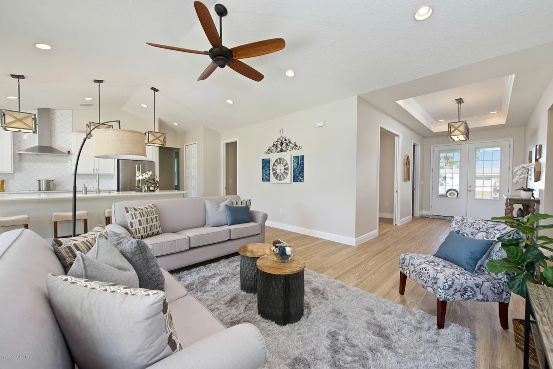 Photo of 511 Hibiscus