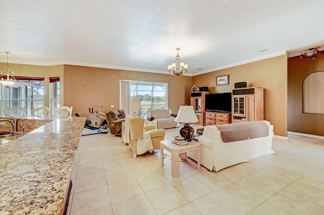 Photo of 1830 Windbrook Drive SE
