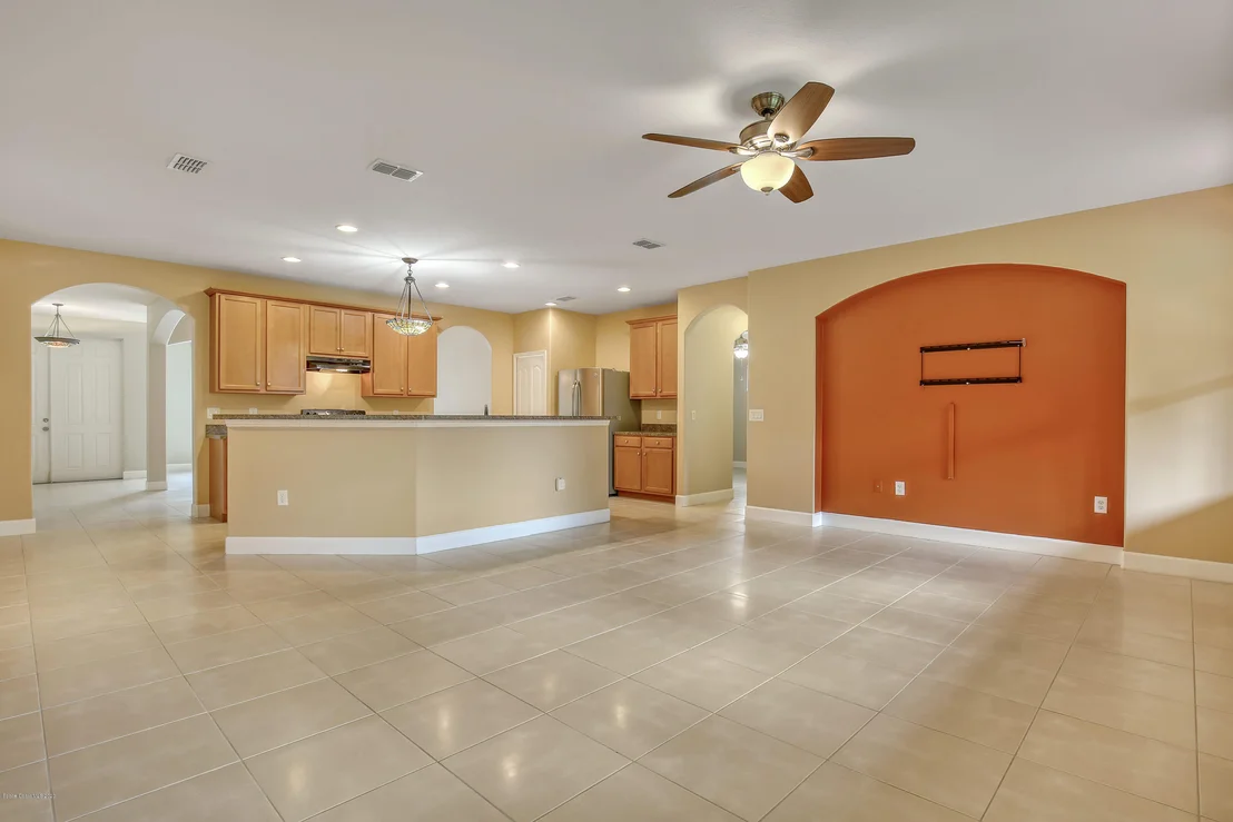 Photo of 1466 Van Eck Road NE