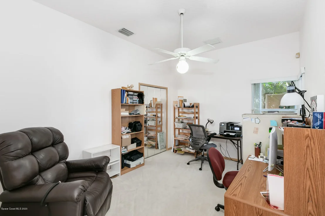 Photo of 582 Sanderling Drive