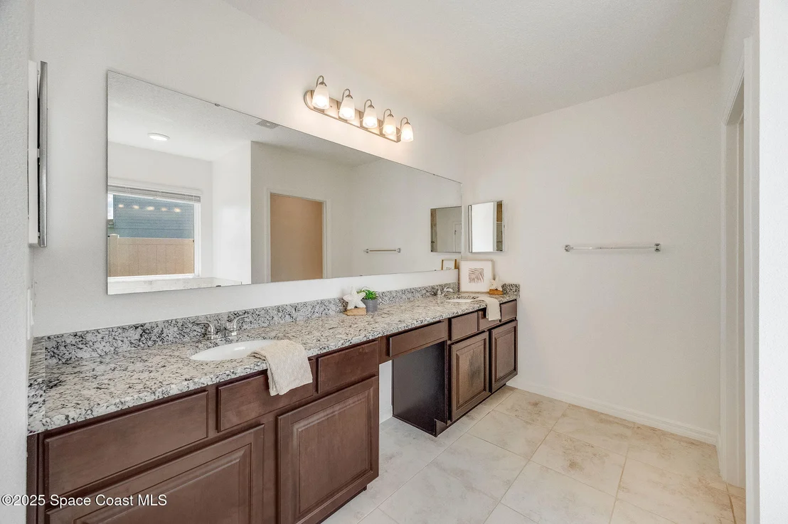 Photo of 920 Bear Lake Drive
