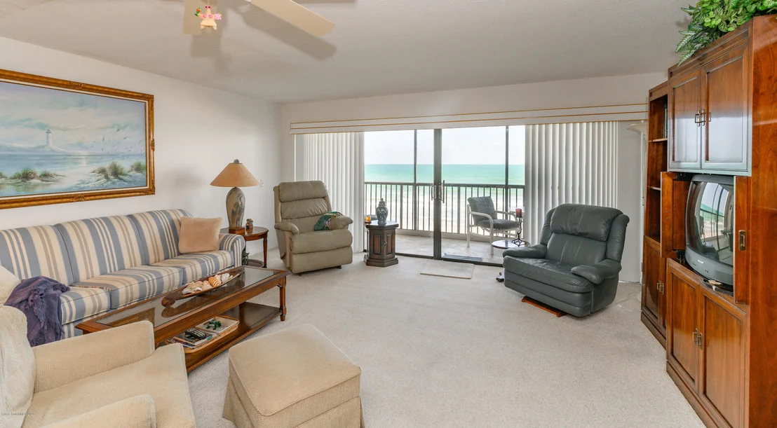 Photo of Unit 310 at 175 Highway A1a