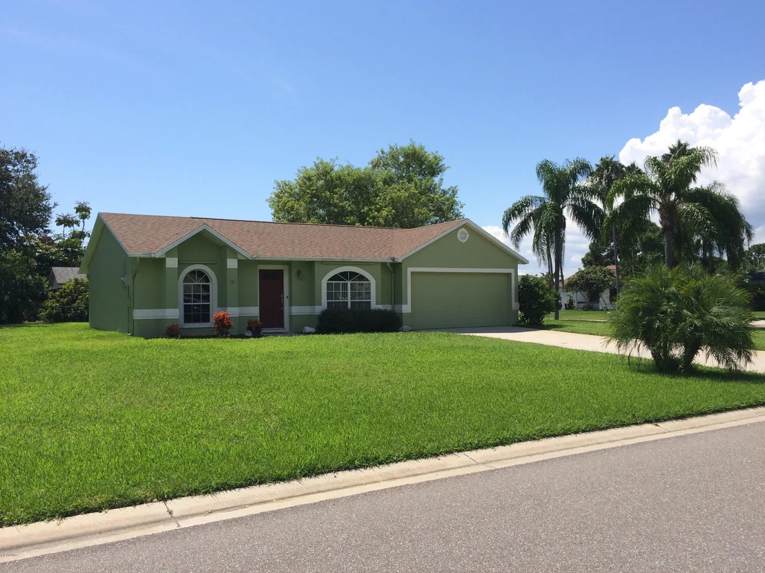 Photo of 973 Helm Way