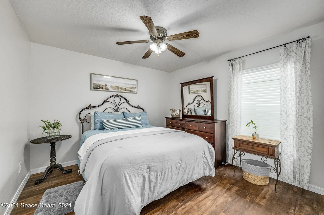 Photo of 1948 Windbrook Drive