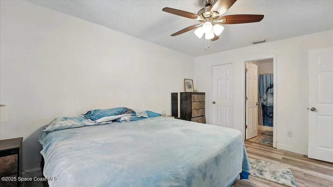 Photo of 6615 Dock Avenue
