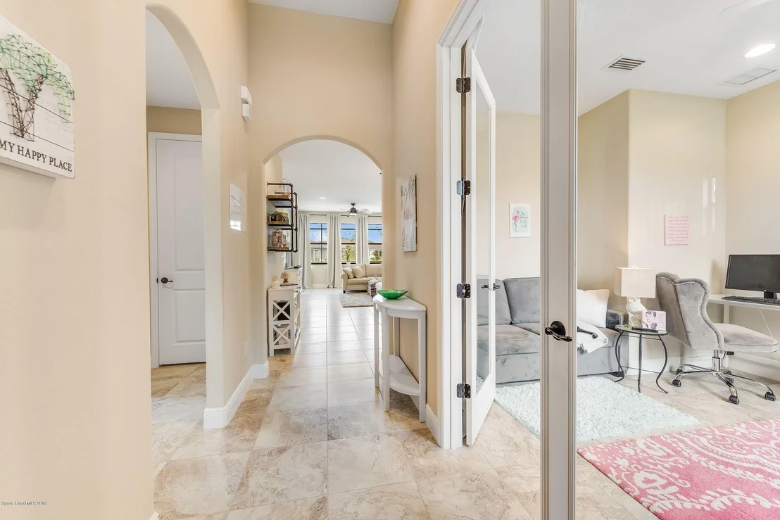 Photo of 7457 Bluemink Lane