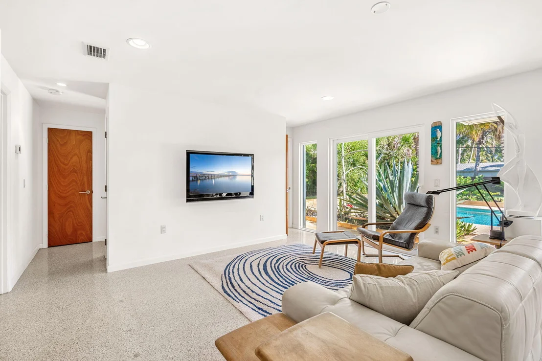 Photo of 401 2nd Avenue