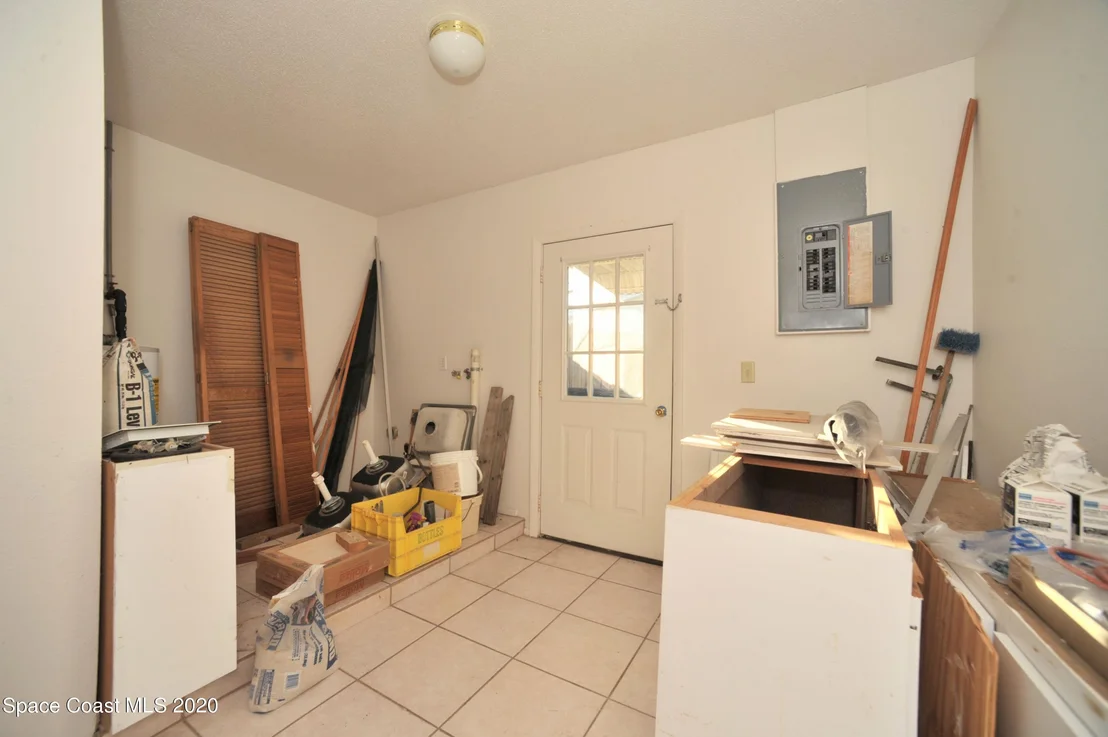 Photo of 3250 Ideal Avenue NE