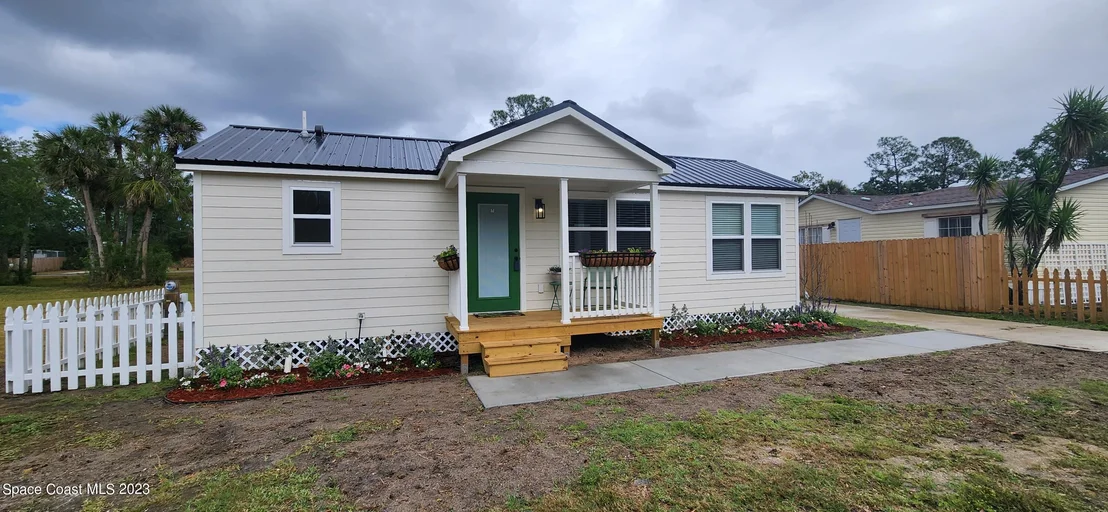 Photo of 209 Teal Drive