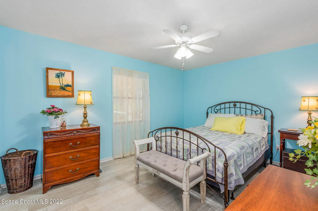 Photo of 5460 Friendly Street