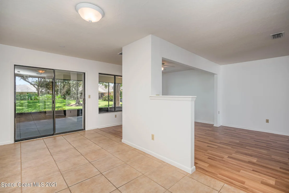 Photo of 1565 Freedom Drive