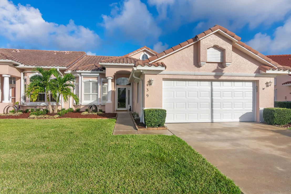 Photo of 439 Renaissance Avenue