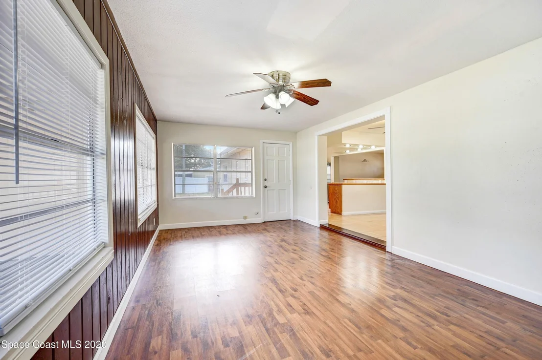 Photo of 1012 Seminole Drive
