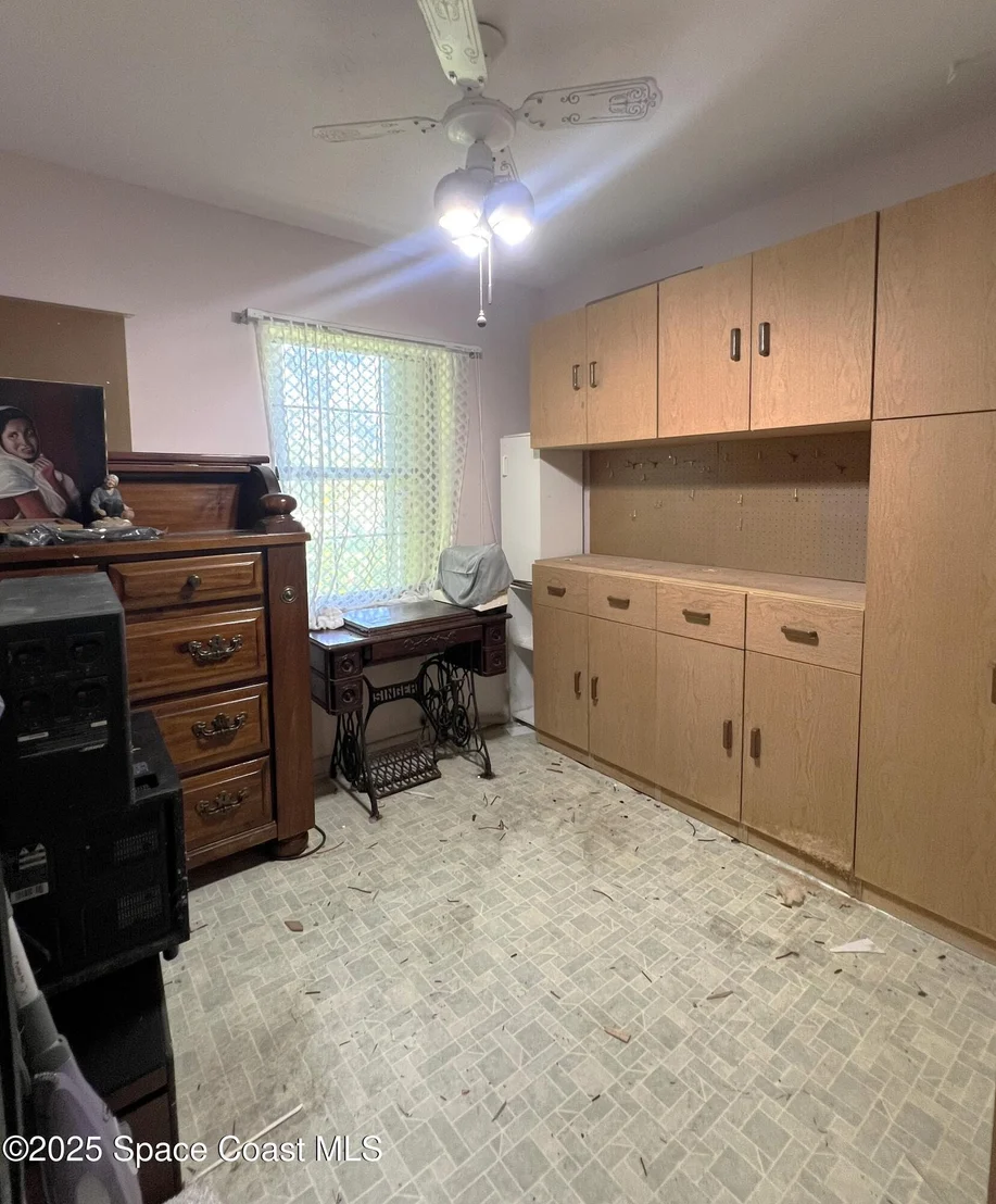 Photo of 1941 Michels Drive NE