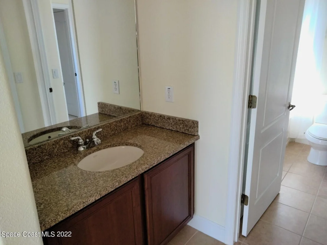 Photo of 1242 United Drive