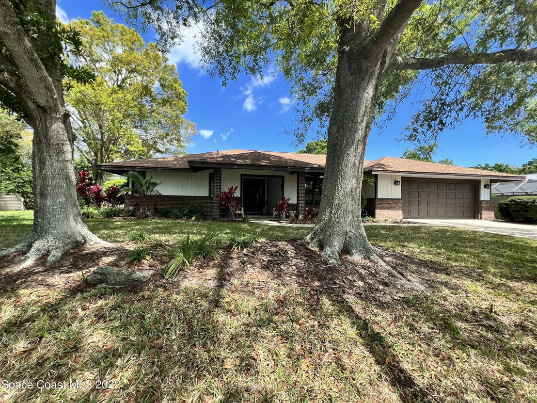 Photo of 2280 Hamlet Drive