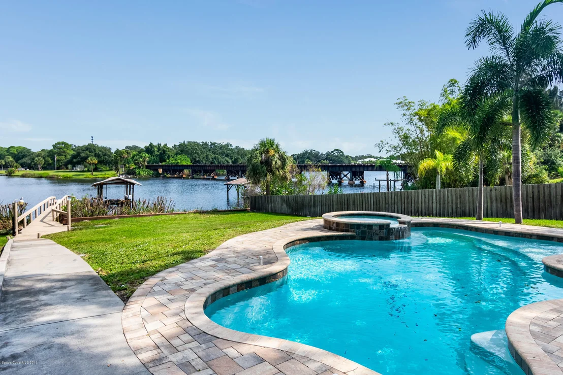 Photo of 984 Placid Drive