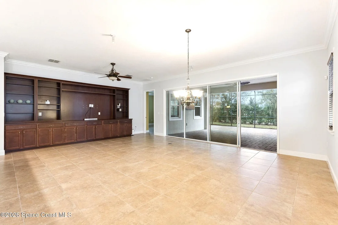 Photo of 5043 Vantage Court