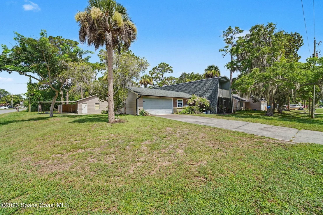 Photo of 6830 Bright Avenue