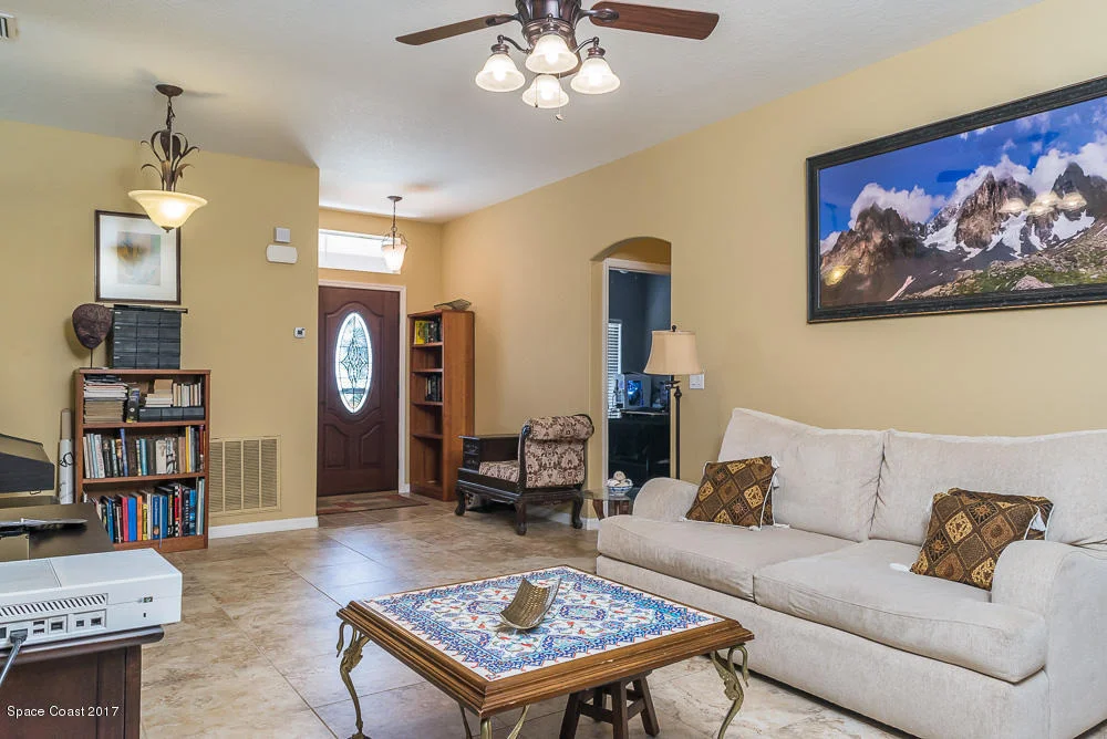 Photo of 3872 Manitoba Way