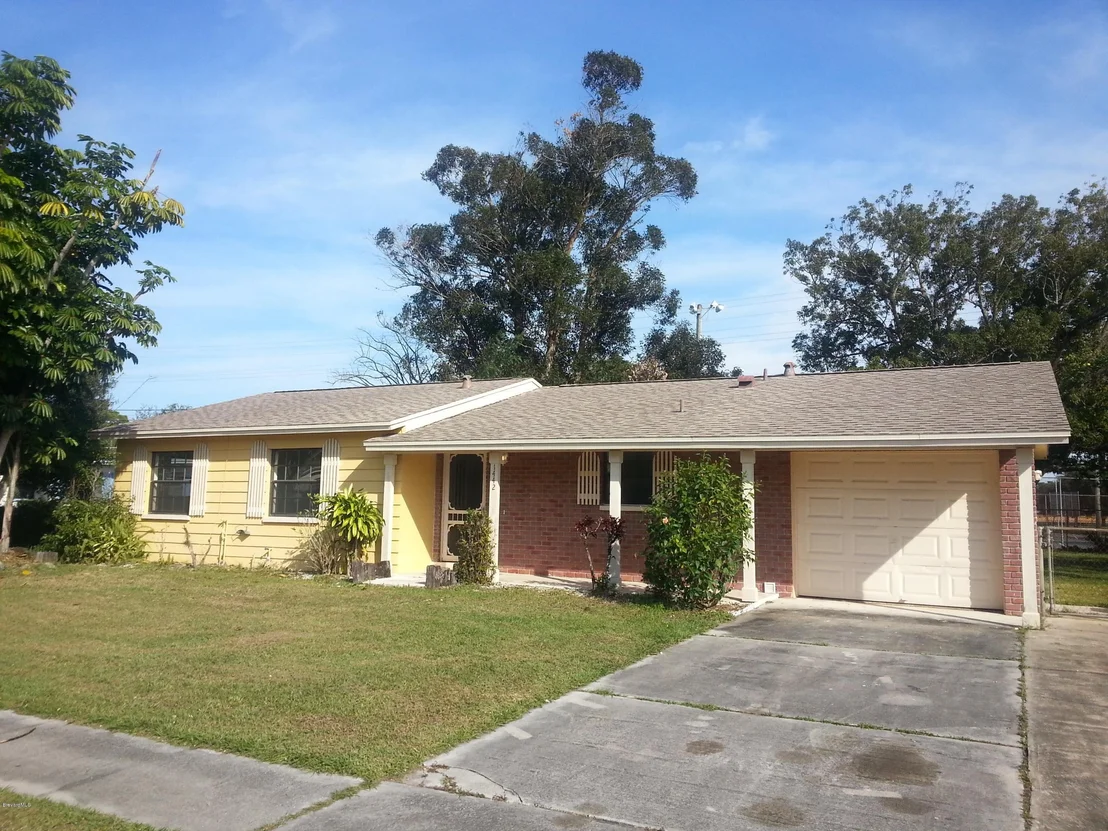 Photo of 1442 Floyd Drive