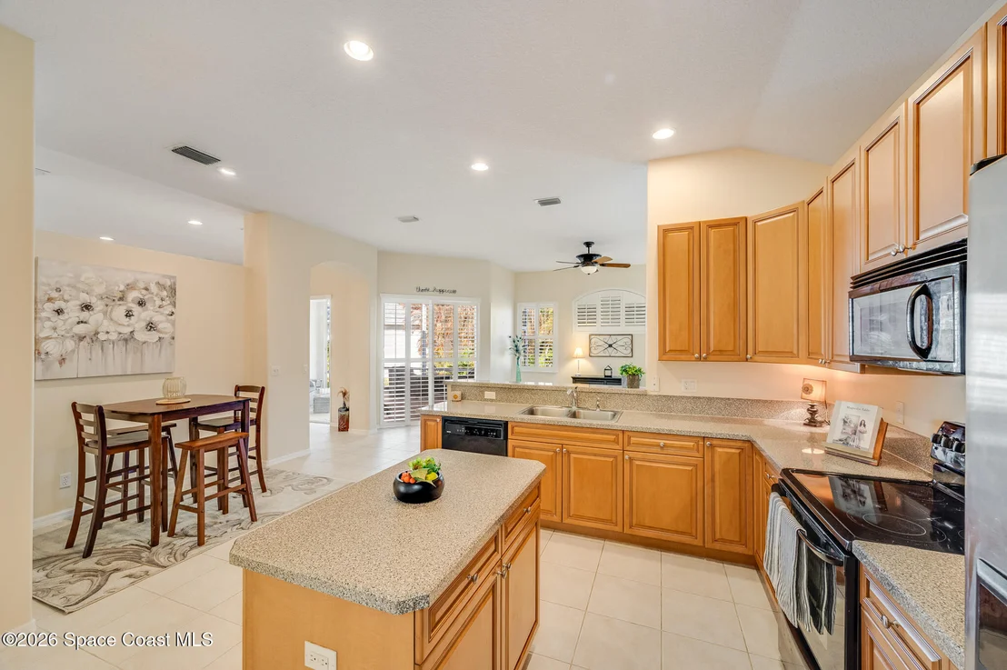 Photo of 1325 Shoreline Circle